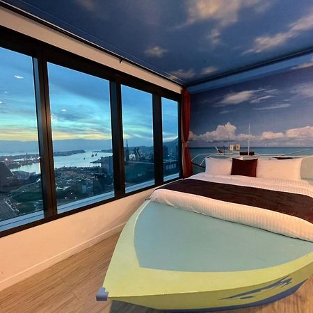 85 Carnival Apartment Каосюн Екстериор снимка